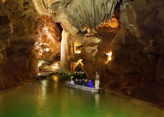 Sfeervol Op Landgoed Aan De Dordogne Holiday home *