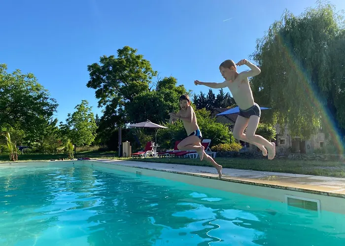 Sfeervol Op Landgoed Aan De Dordogne Holiday home Prudhomat